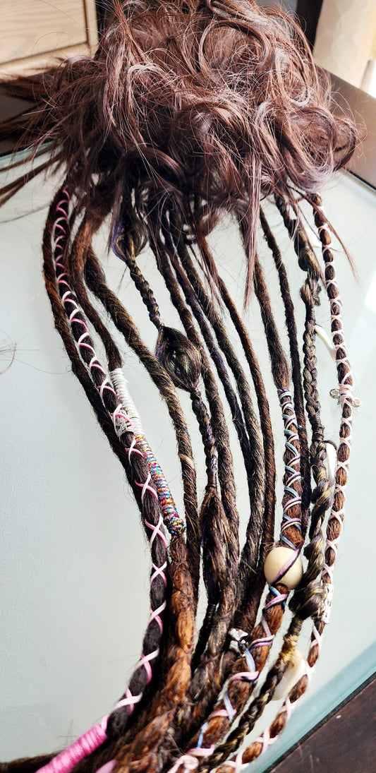 Dreadlocks | Messy bun | Échos Sauvages 🌅🖤 - EmyNova